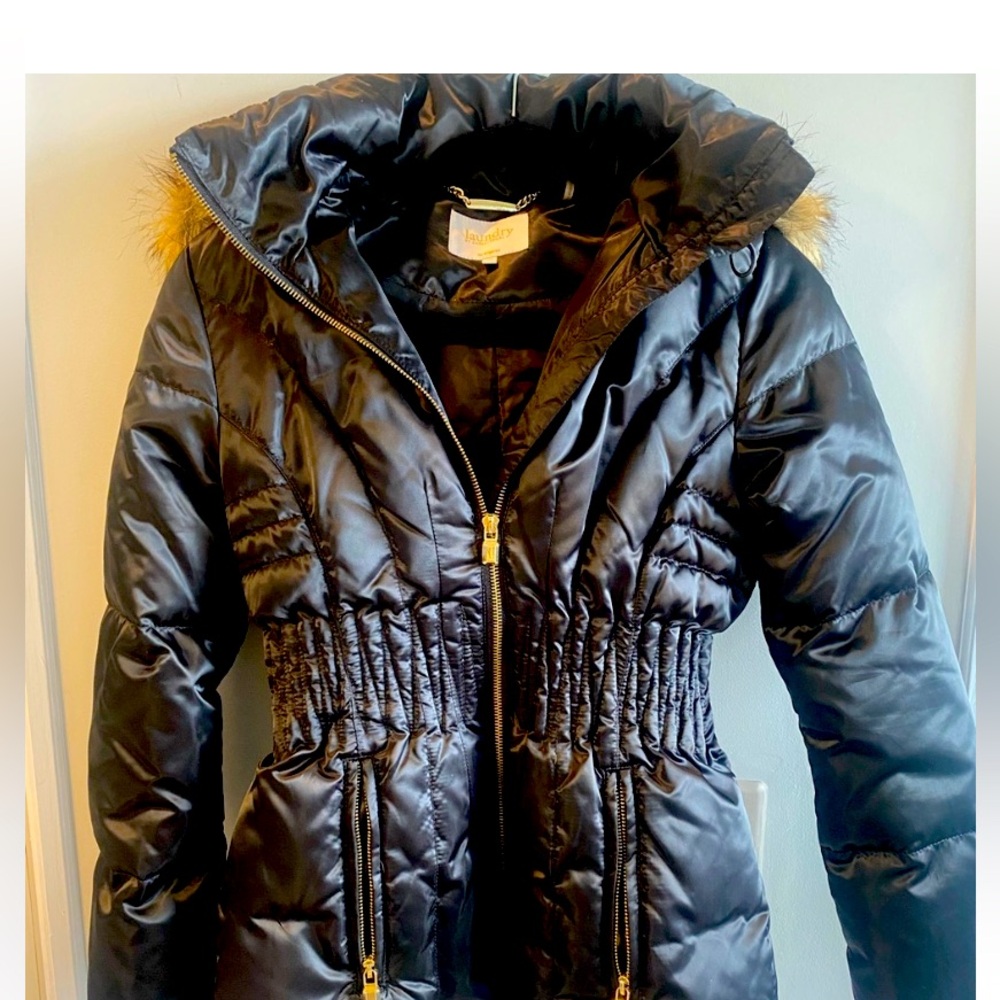 Laundry by Shelli Segal puffer coat.